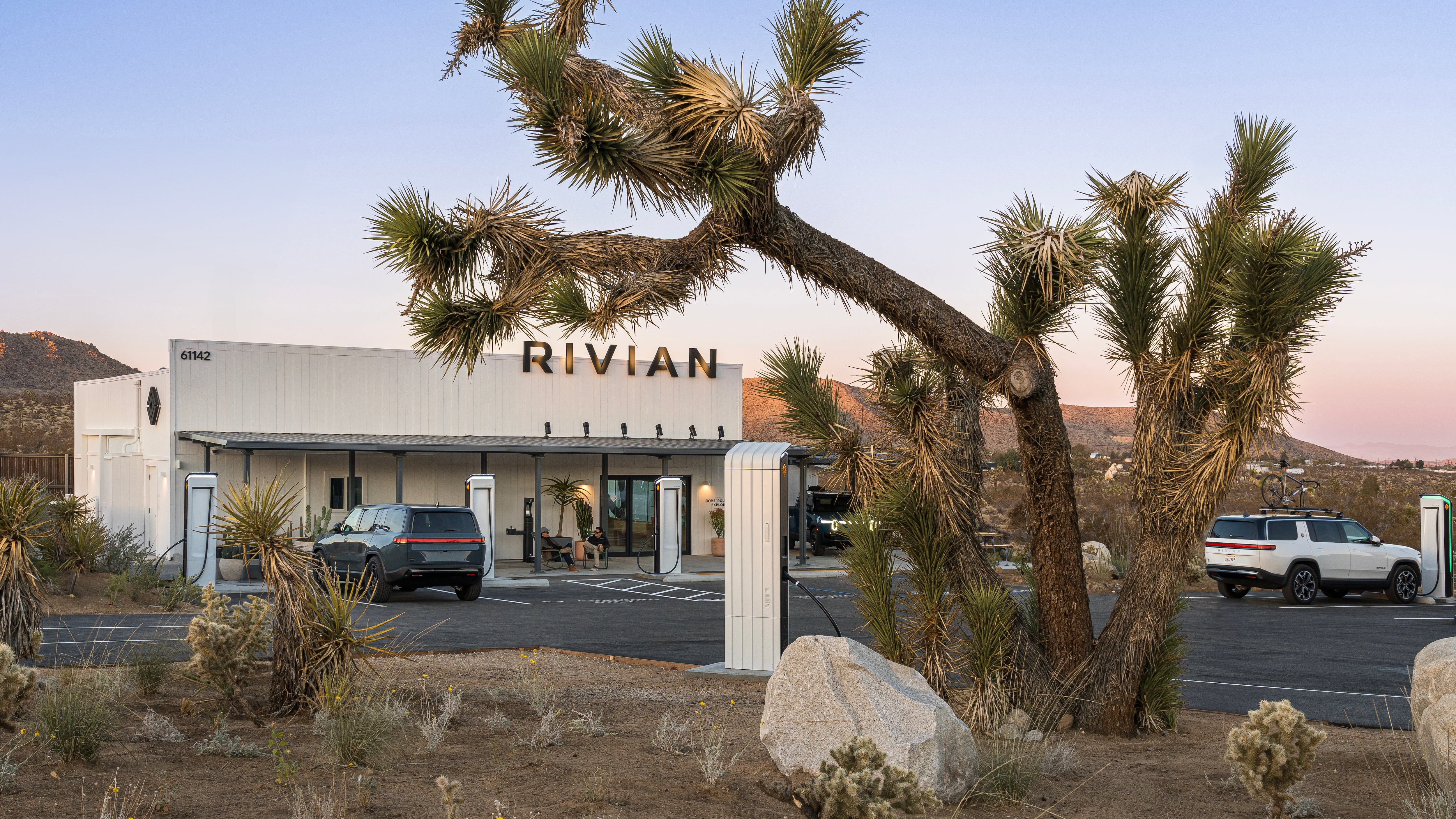 Rivian opens its 1st charging site serving all EVs near Joshua Tree park