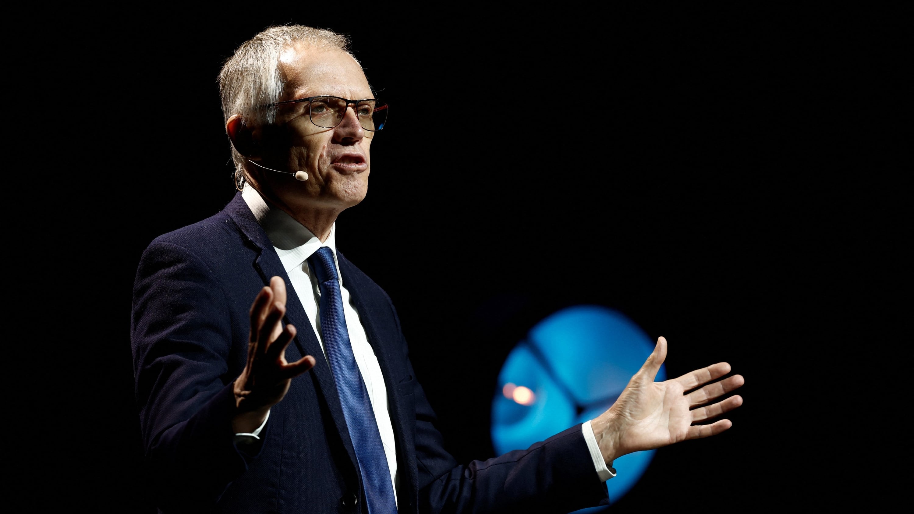 Top 5 Canadian auto stories this week: Carlos Tavares resigns; November sales up; more